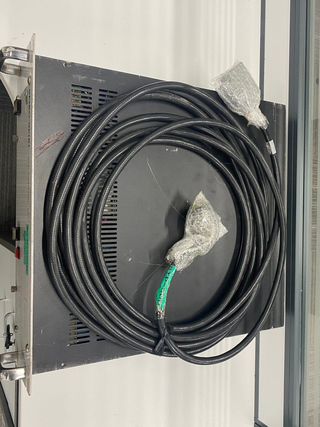 STP-300 / TURBOMOLECULAR PUMP  CONTROL UNIT, SCU-300 / SEIKO SEIKI